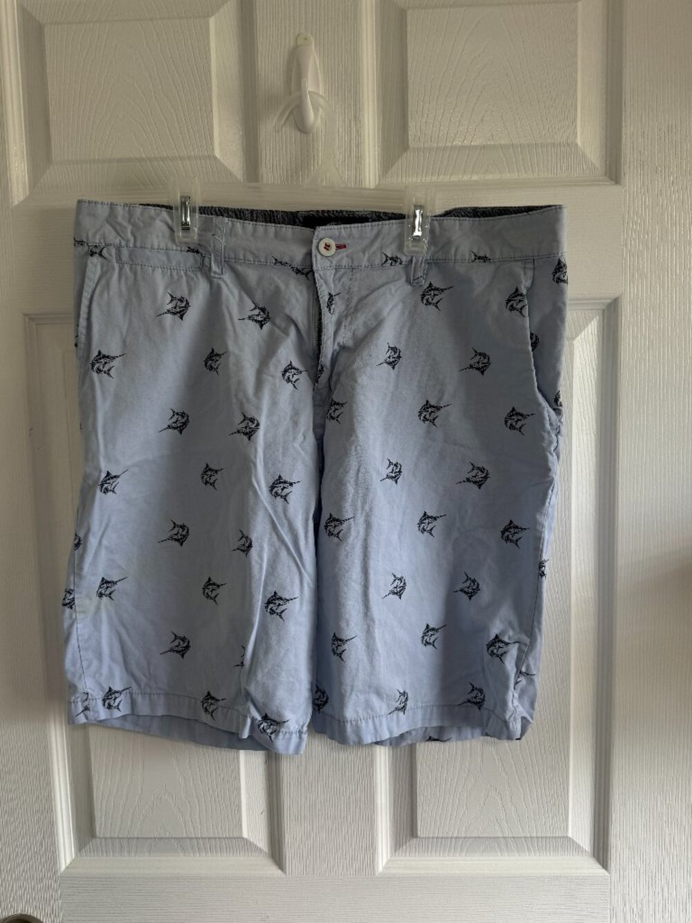 Beverly Hills Polo Club Men Shorts 100% cotton Marlin fish print Size 36